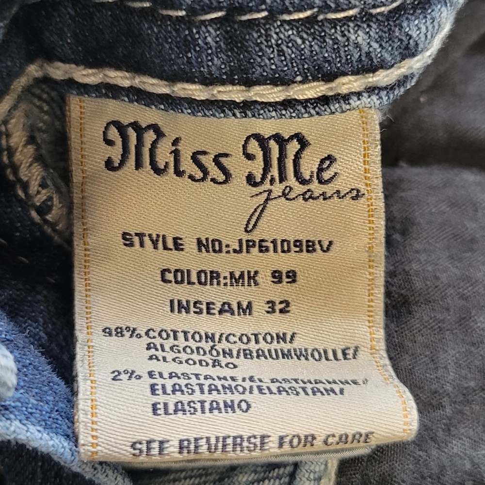 Miss Me  Distressed Bootcut Jeans Size 27 - Picture 12 of 14